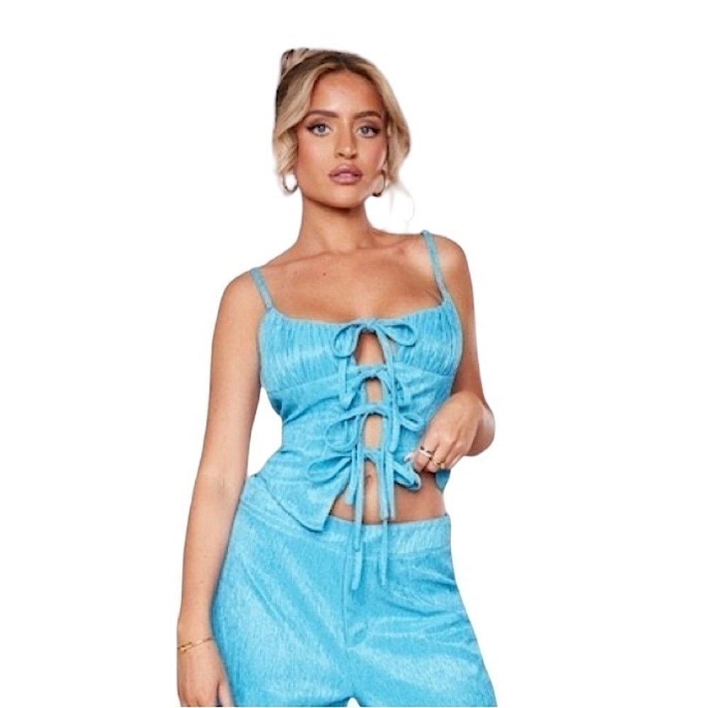 PrettyLittleThing Aqua Blue Plisse Halter Top Nwt Size 4